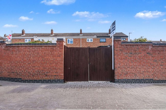 48 Kent Road, Huntingdon, Cambridgeshire, PE29 7JL 9