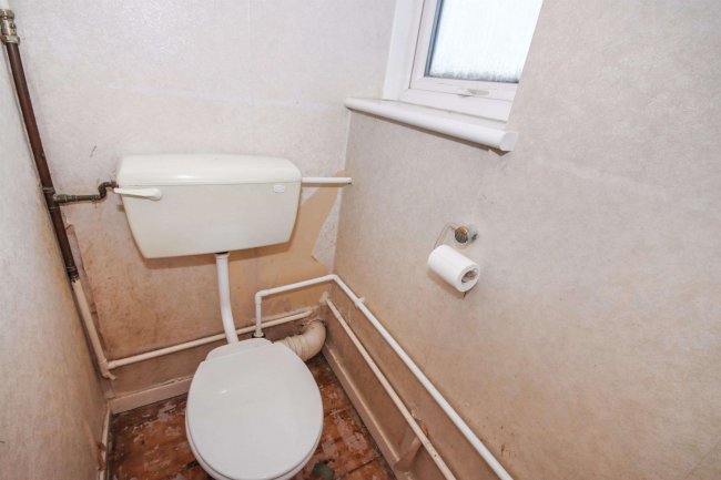 48 Kent Road, Huntingdon, Cambridgeshire, PE29 7JL 9