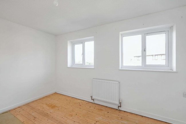 33 Candlewicks, Walnut Tree, Milton Keynes, Buckinghamshire, MK7 7NU 9