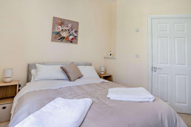 Plas Glyndwr, Cwmdu, Crickhowell, NP8 1RT 3