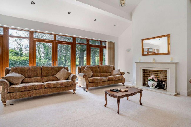 Plas Glyndwr, Cwmdu, Crickhowell, NP8 1RT 3