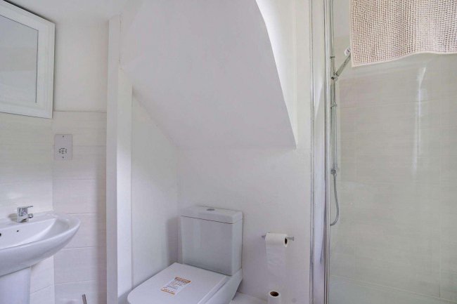 Plas Glyndwr, Cwmdu, Crickhowell, NP8 1RT 3