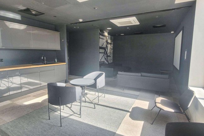 Studio 36, North Gate Studios, Trafford Street, Chester, CH1 3GW 8