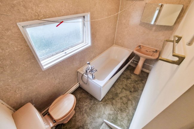 Flat 2, 38 Lansdowne Street, Hove, BN3 1FR 9