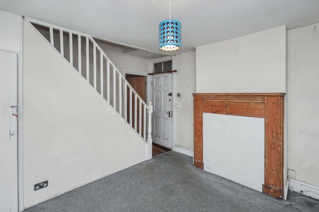 167 Lawn Lane, Hemel Hempstead, Hertfordshire, HP3 9JF 3