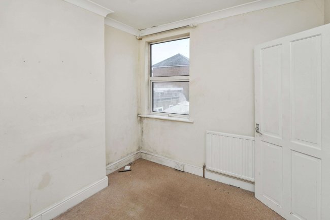 167 Lawn Lane, Hemel Hempstead, Hertfordshire, HP3 9JF 3