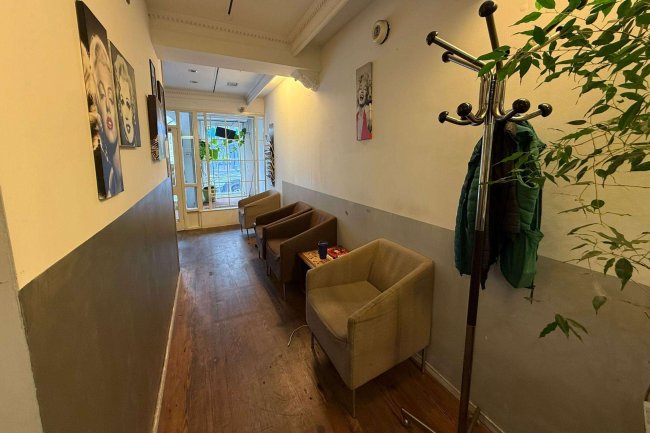8 Castle Street, Reading RG1 7RD 4