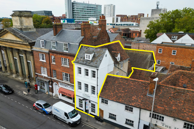 8 Castle Street, Reading RG1 7RD 4