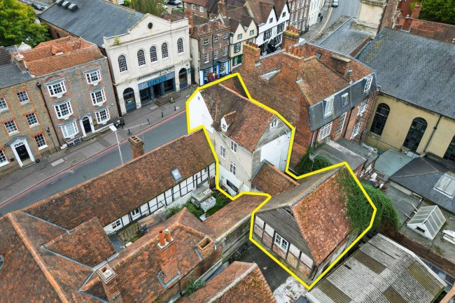 8 Castle Street, Reading RG1 7RD 4