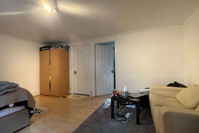 27A Vachel Road, Reading RG1 1NY 9