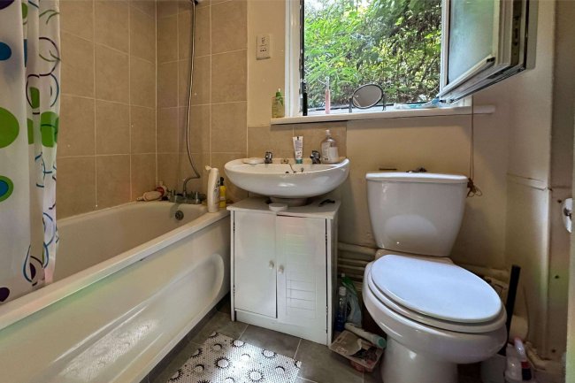 27A Vachel Road, Reading RG1 1NY 9