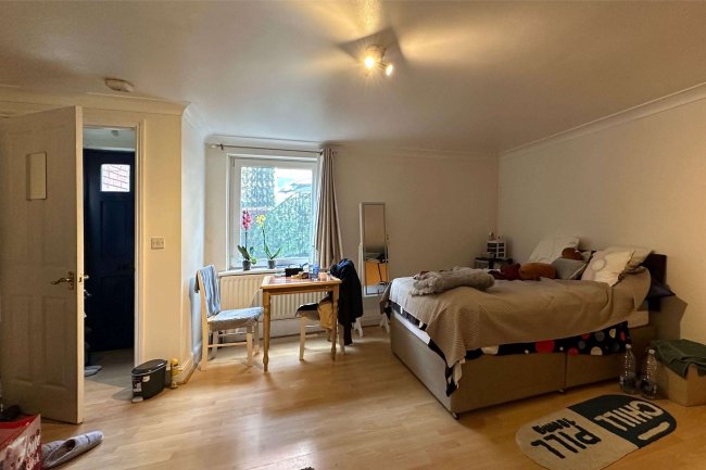 27A Vachel Road, Reading RG1 1NY 9