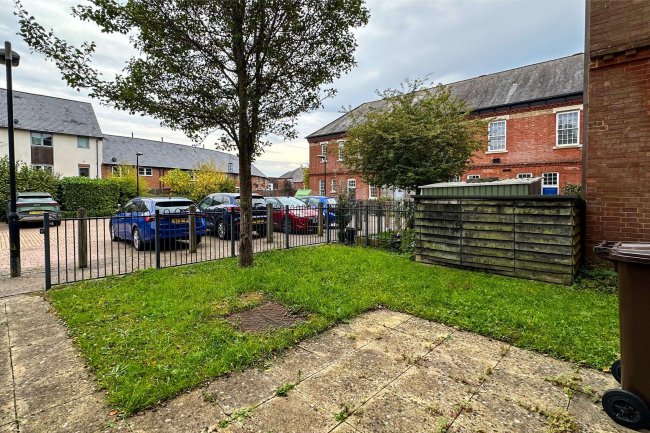 11 Canadian Way, Basingstoke, Hampshire, RG24 9RE 10