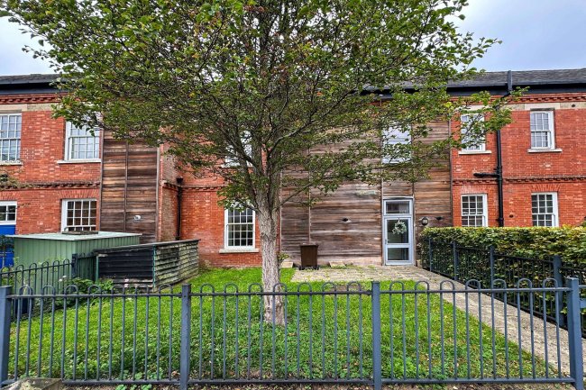 11 Canadian Way, Basingstoke, Hampshire, RG24 9RE 10