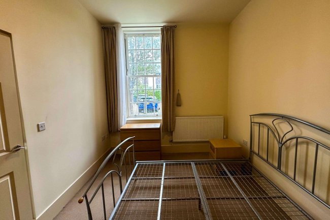 11 Canadian Way, Basingstoke, Hampshire, RG24 9RE 10