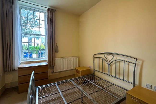 11 Canadian Way, Basingstoke, Hampshire, RG24 9RE 10