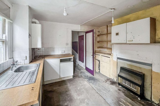 Ground Floor Flat, 35 Ridley Road, Wimbledon, London SW19 1ET 4