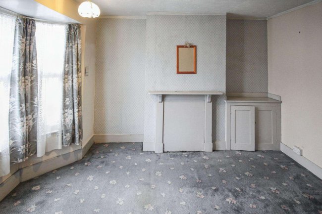123 Westbourne Street, Hove, Sussex BN3 5FA 10