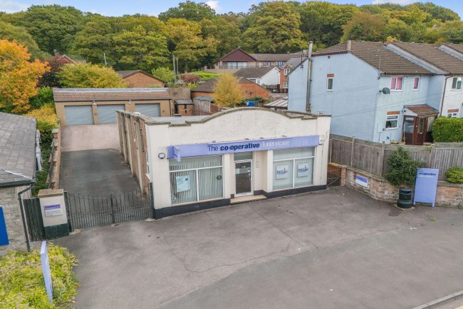 135A High Street, Cinderford, Gloucestershire, GL14 2TD 7