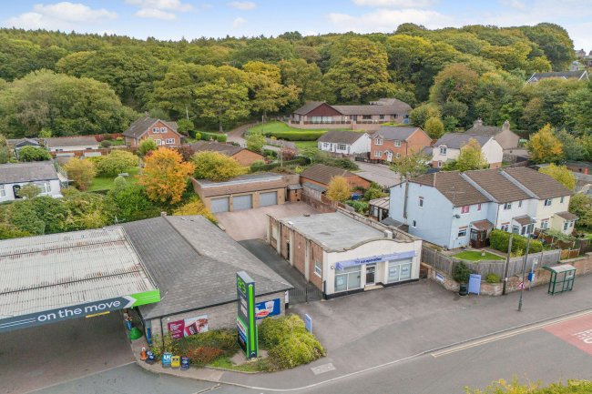 135A High Street, Cinderford, Gloucestershire, GL14 2TD 7