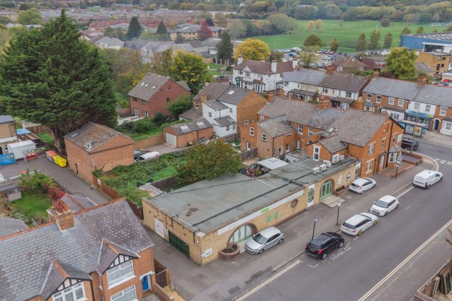 2 Hendred Street, Cowley, Oxford, OX4 2ED 2