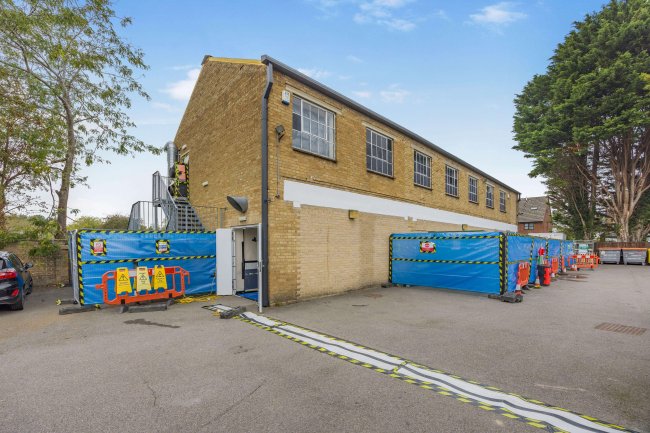 2 Hendred Street, Cowley, Oxford, OX4 2ED 2