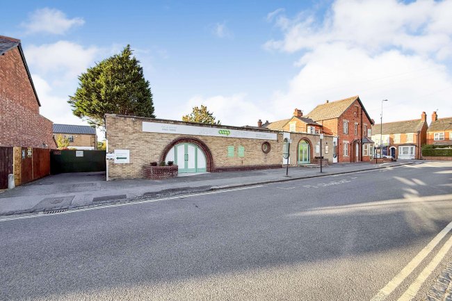 2 Hendred Street, Cowley, Oxford, OX4 2ED 2