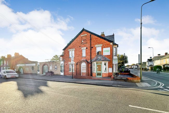 2 Hendred Street, Cowley, Oxford, OX4 2ED 2