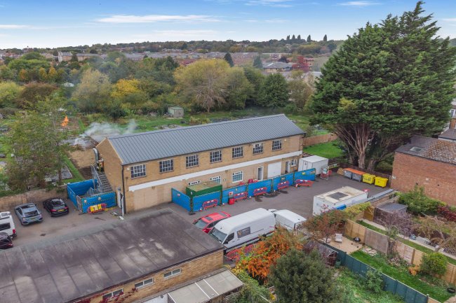 2 Hendred Street, Cowley, Oxford, OX4 2ED 2