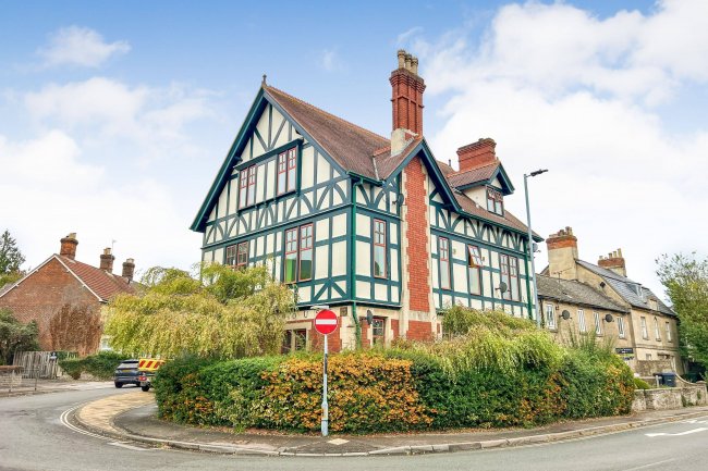 1-6 West End House, Marshfield Road, Chippenham, SN15 1JZ 9