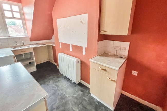 1-6 West End House, Marshfield Road, Chippenham, SN15 1JZ 9