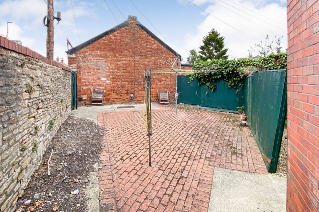 1-6 West End House, Marshfield Road, Chippenham, SN15 1JZ 9