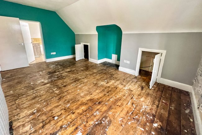 1-6 West End House, Marshfield Road, Chippenham, SN15 1JZ 9