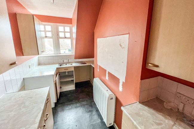 1-6 West End House, Marshfield Road, Chippenham, SN15 1JZ 9