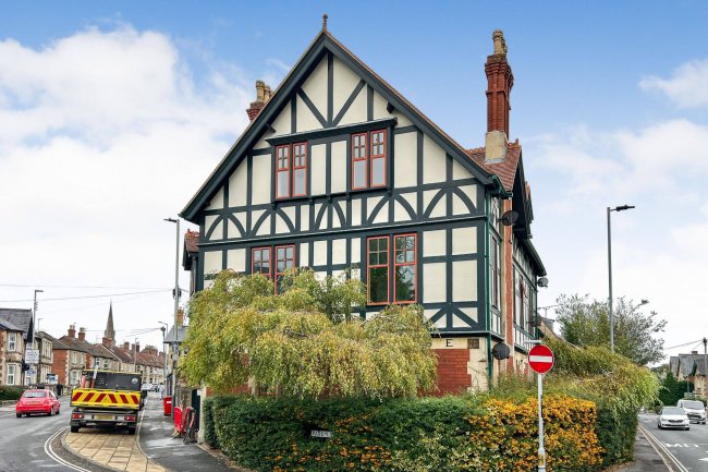 1-6 West End House, Marshfield Road, Chippenham, SN15 1JZ 9