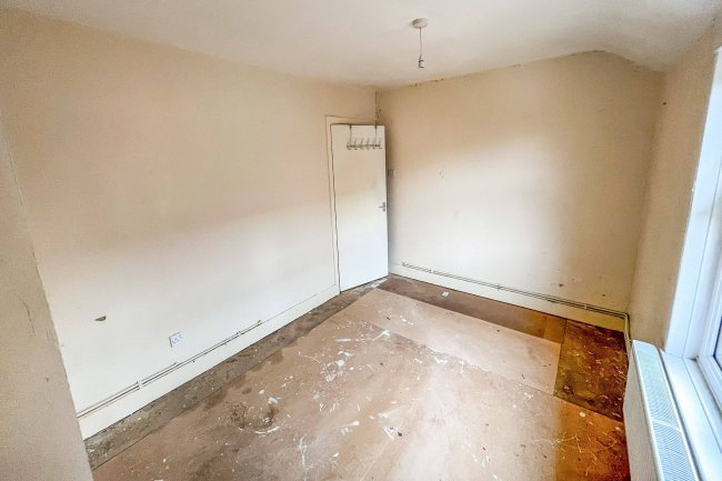Flat 3, 7 St. Augustines Road, Bedford, Bedfordshire, MK40 2NB 5