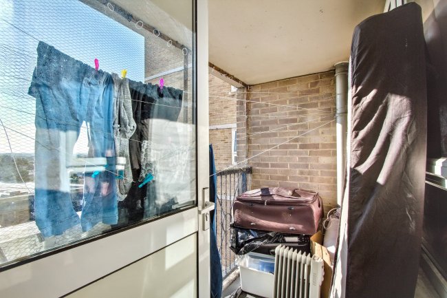 Flat 74 Gainsborough House, Ayley Croft, Enfield, Middlesex, EN1 1XZ 10