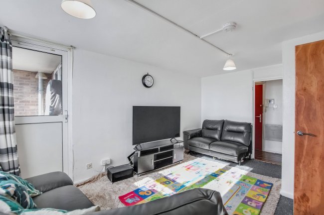 Flat 74 Gainsborough House, Ayley Croft, Enfield, Middlesex, EN1 1XZ 10