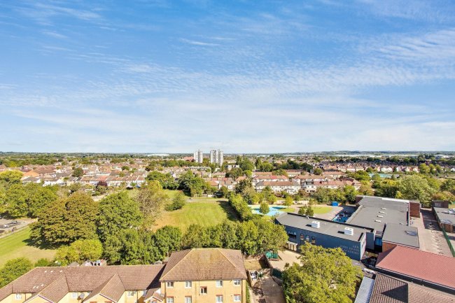 114 Jersey House, 2 Eastfield Road, Enfield, Middlesex, EN3 5UY 2