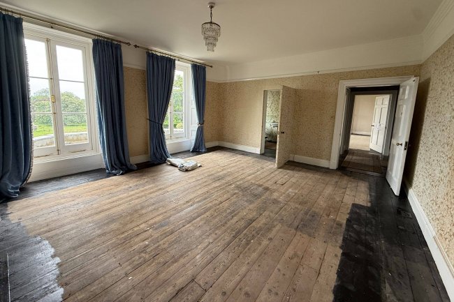 Penton Lodge, Penton Mewsey, Andover, Hampshire SP11 0RD 5