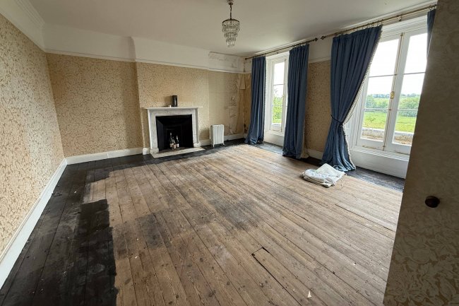 Penton Lodge, Penton Mewsey, Andover, Hampshire SP11 0RD 5