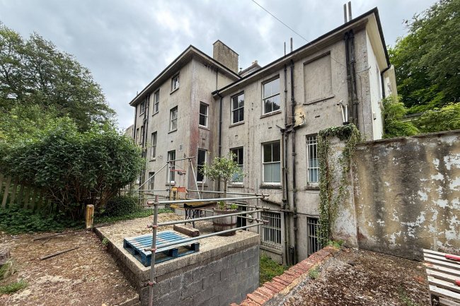 Penton Lodge, Penton Mewsey, Andover, Hampshire SP11 0RD 5