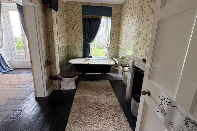 Penton Lodge, Penton Mewsey, Andover, Hampshire SP11 0RD 5