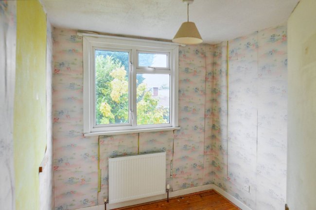 11 Thames Close, Bulkington, Bedworth, Warwickshire, CV12 9QF 4