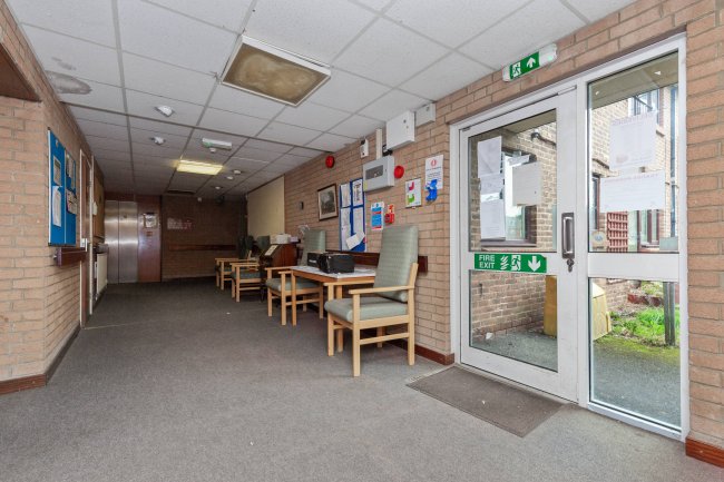 Verdon Court, Bishops Orchard, Farnham Royal, Slough SL2 3AB 3