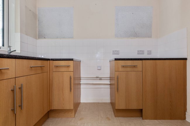 Verdon Court, Bishops Orchard, Farnham Royal, Slough SL2 3AB 3