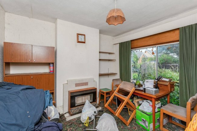 30 Oakley Road, Luton, LU4 9PU 6