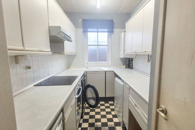 Flats 1 - 4, Newton Rise, 120 Brook Lane, Chester, Cheshire, CH2 2EU 5