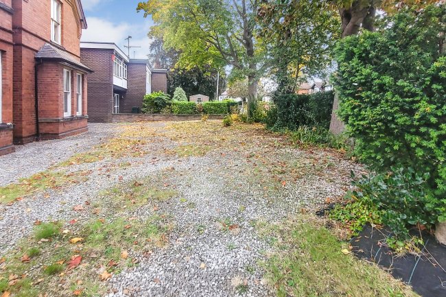 Flats 1 - 4, Newton Rise, 120 Brook Lane, Chester, Cheshire, CH2 2EU 5