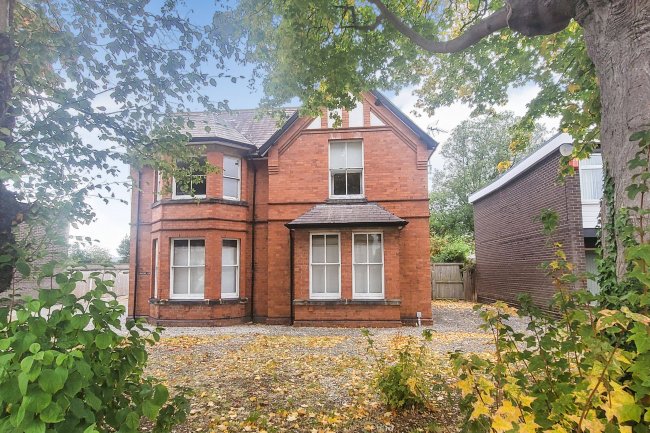 Flats 1 - 4, Newton Rise, 120 Brook Lane, Chester, Cheshire, CH2 2EU 5